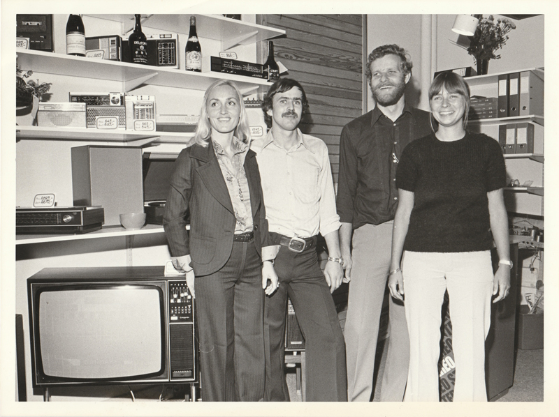 Aabningsdag 1974 med hustruer - B&O