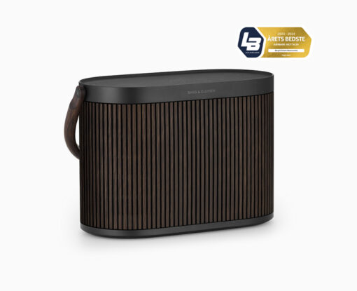Award - Beosound A5 - Dark Oak - Bærbar højttaler - Hero