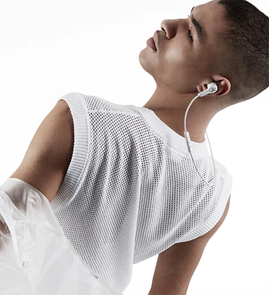 Beoplay E6 Motion Earphones - Active Lifestyle