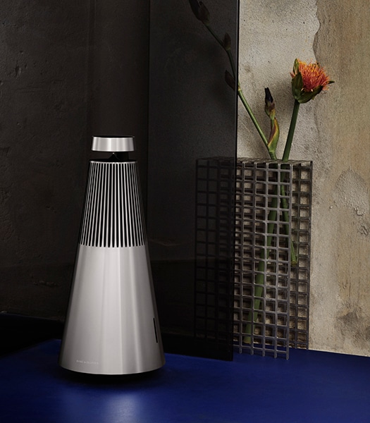 Beosound 2 - Google Voice Assistant - Aluminium - designet til forandring